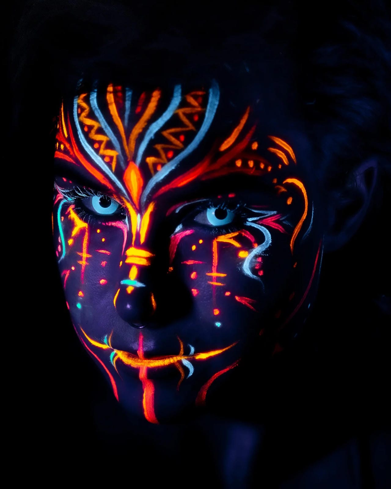 17mm UV Glow White Mini Sclera Contacts