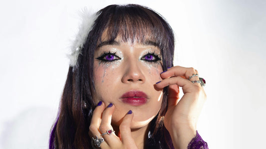 New Year's Eve Fashion: Make a Unique Statement with Coloured Contact Lenses