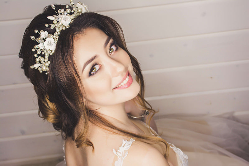 Top Tips To Wear Coloured Contact Lenses On Wedding Day