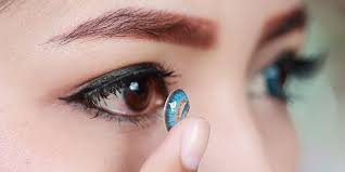 Must Know Things About Coloured Contact Lenses